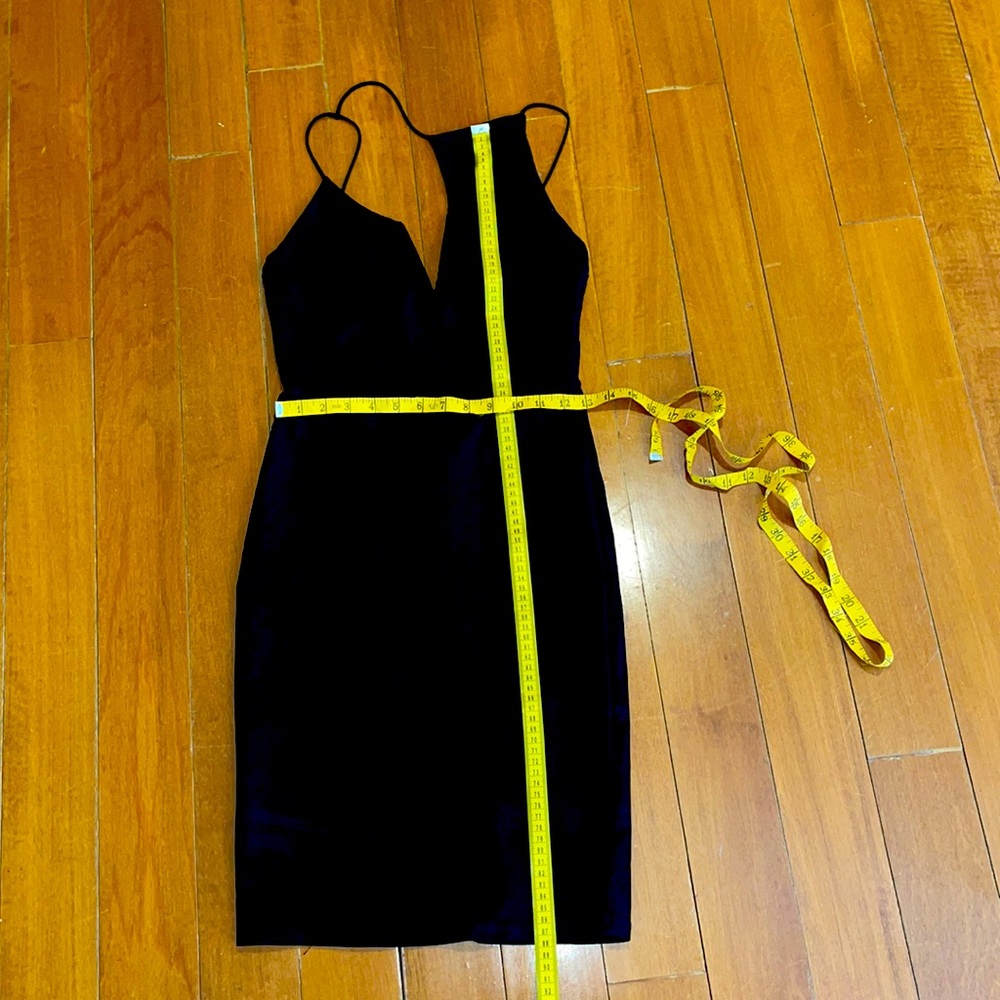 Charlotte Russ size M Bodycon dress